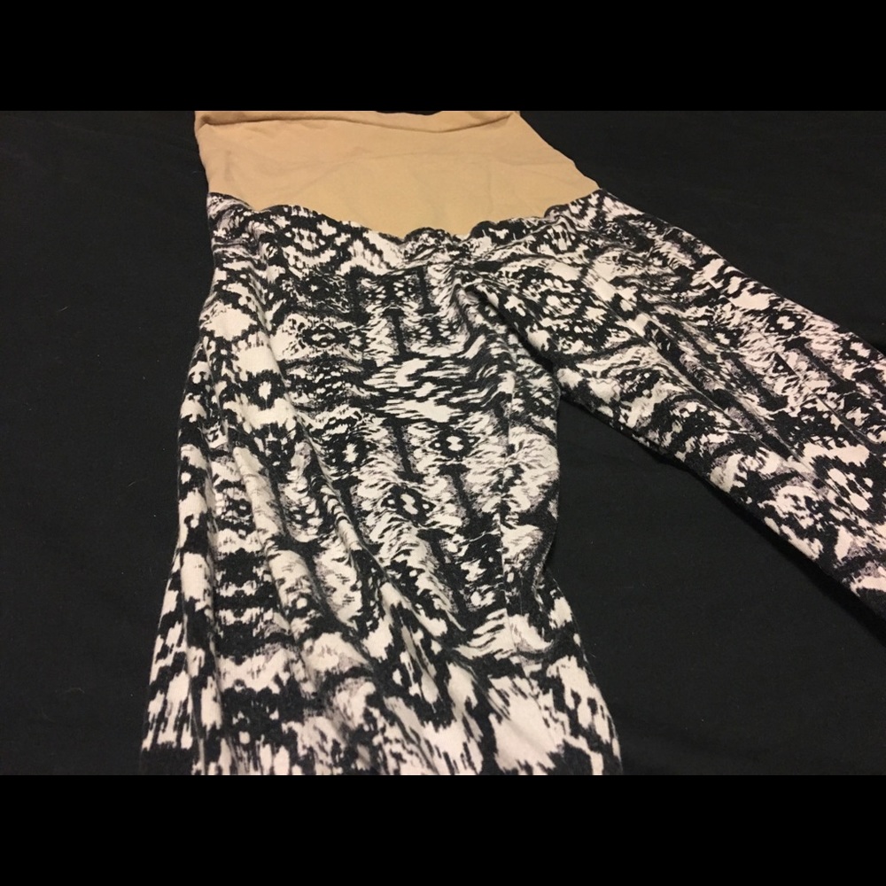 Motherhood Maternity Leggings